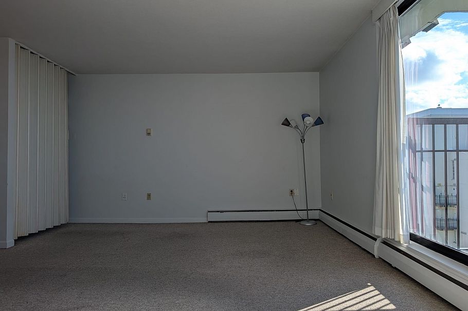 2106 1330 Harwood Vancouver, BC - 12