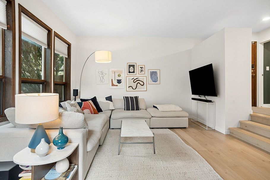 2421 Trafalgar Street Vancouver, BC - 5