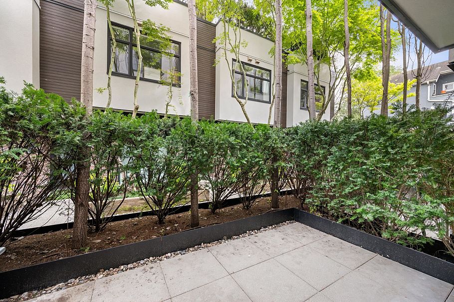 1889 W 2nd Avenue Vancouver, BC - 8