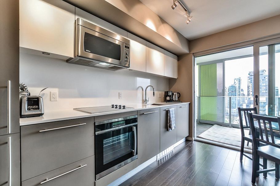 2104 999 Seymour Street Vancouver, BC - 4