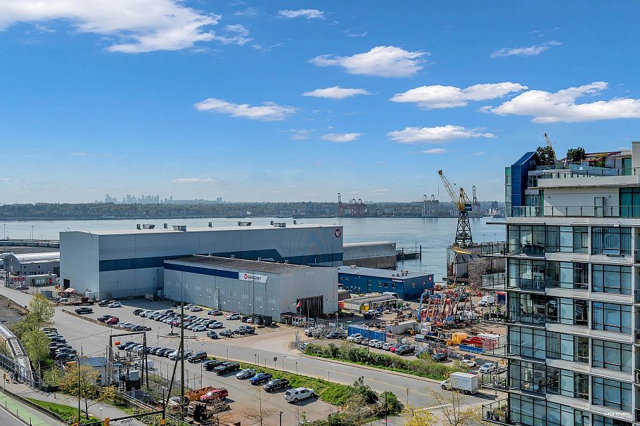 1206 188 E Esplanade North Vancouver, BC - 32