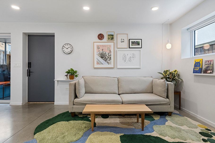 2333 Napier Street Vancouver, BC - 5