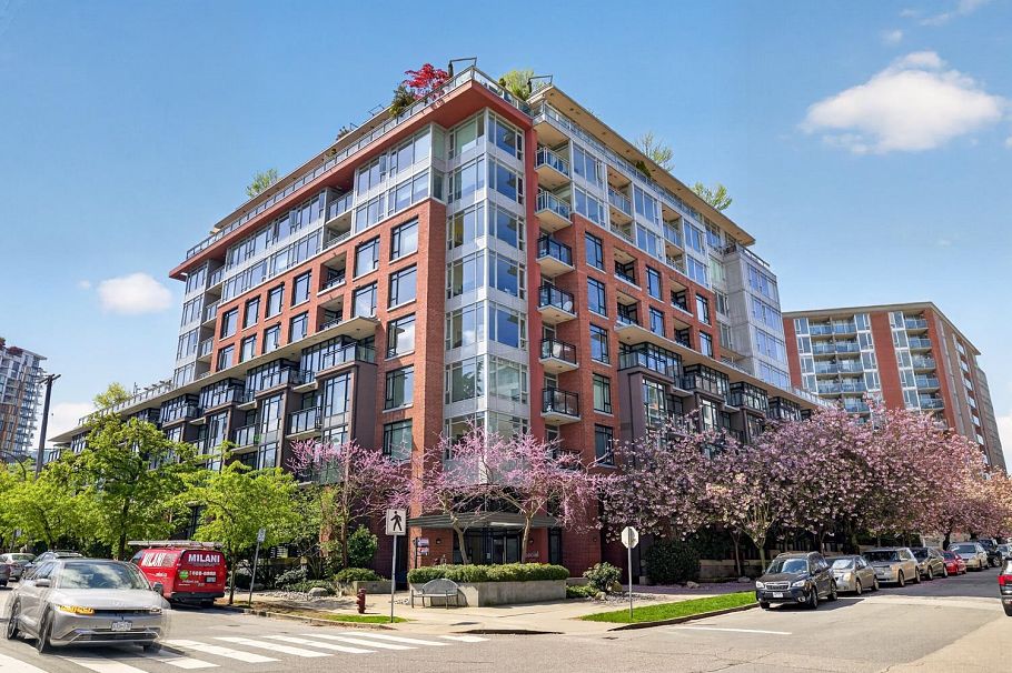 501 2321 Scotia Street Vancouver, BC - 33