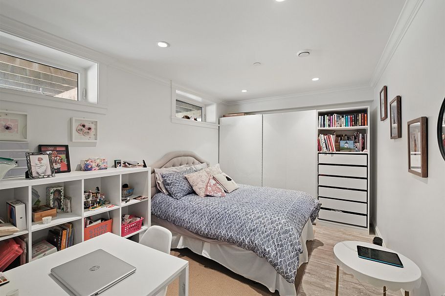 1008 E 14th Avenue Vancouver, BC - 31