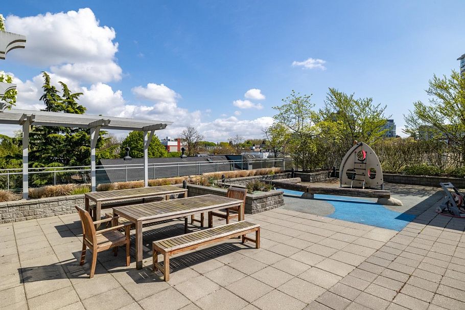 501 2321 Scotia Street Vancouver, BC - 26