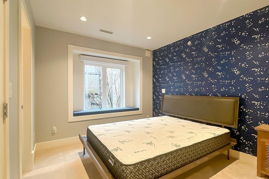 3950 W 37th Avenue Vancouver, BC - 20