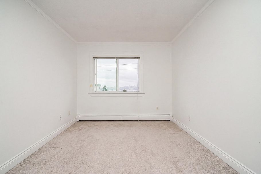 309 240 Mahon Avenue North Vancouver, BC - 16