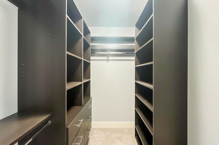 3950 W 37th Avenue Vancouver, BC - 18