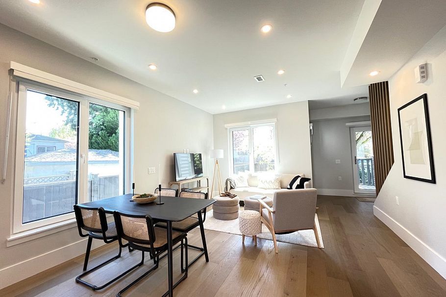 1341 E 21st Avenue Vancouver, BC - 9