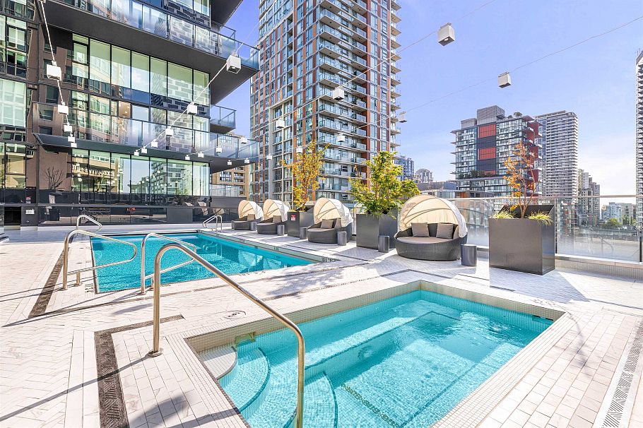 3405 1335 Howe Street Vancouver, BC - 30