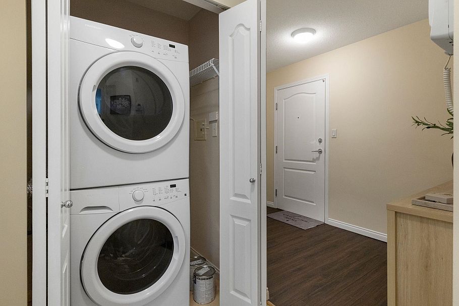 405 2059 Chesterfield Avenue North Vancouver, BC - 28