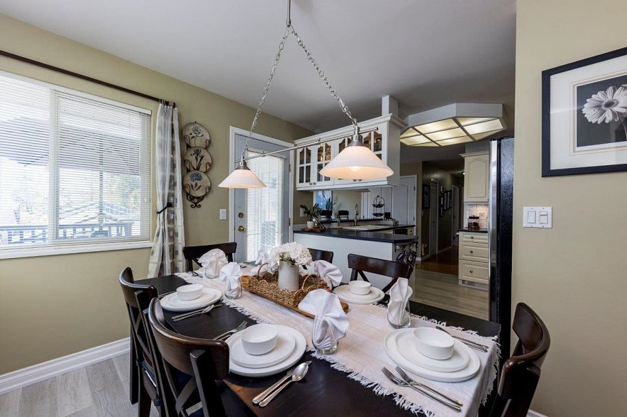 895 E 12th Street North Vancouver, BC - 6