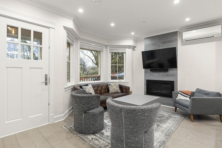 554 E 10th Avenue Vancouver, BC - 17