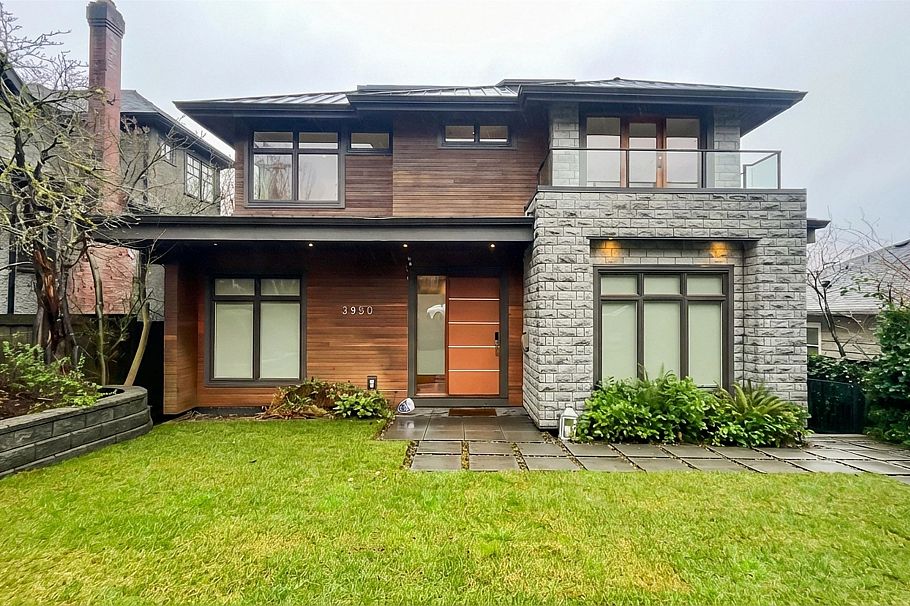 3950 W 37th Avenue Vancouver, BC - 2