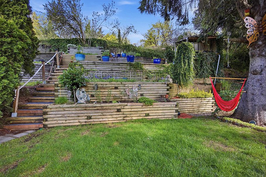 4057 Marine Drive Burnaby, BC - 34