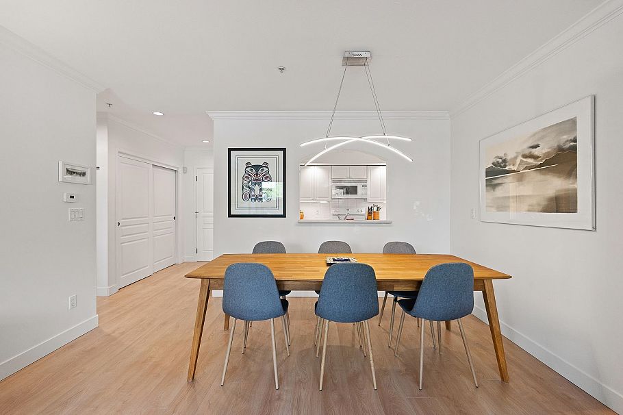 103 1145 E 29th Street North Vancouver, BC - 17