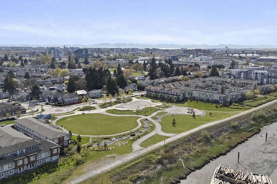 31 10311 River Drive Richmond, BC - 28