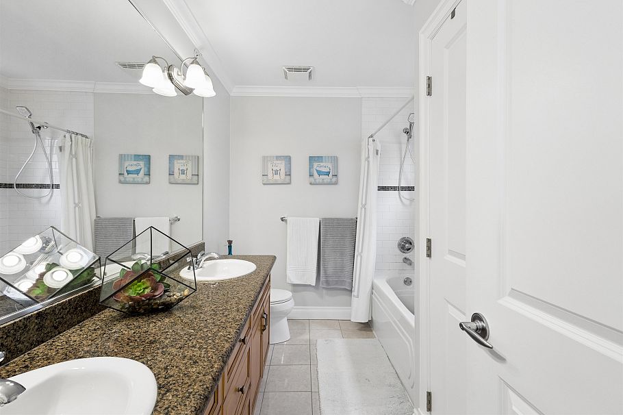 2 158 W 13th Avenue Vancouver, BC - 24