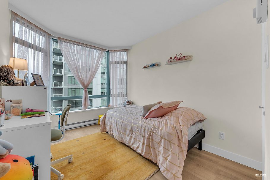 801 140 E 14 Street North Vancouver, BC - 23