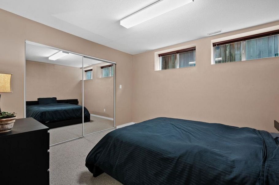 1659 Orkney Place North Vancouver, BC - 33