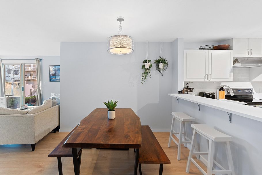 304 137 W 17th Street North Vancouver, BC - 7
