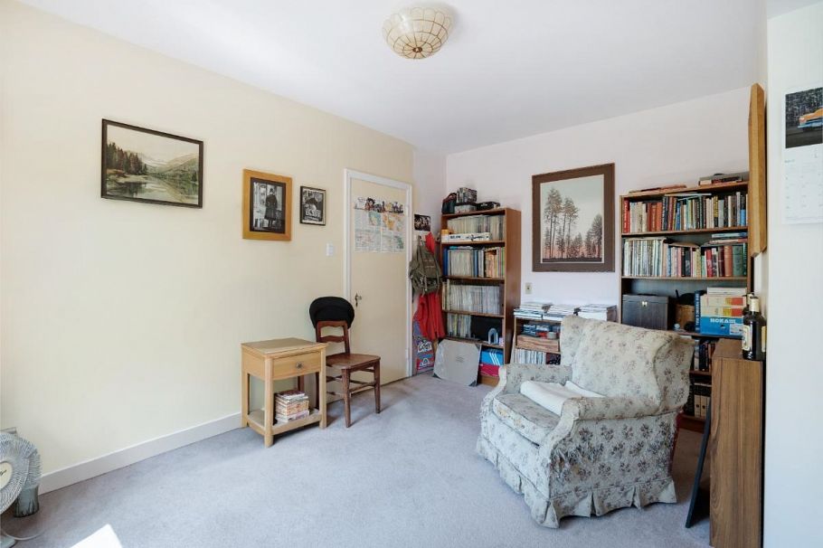 2396 W 18th Avenue Vancouver, BC - 18