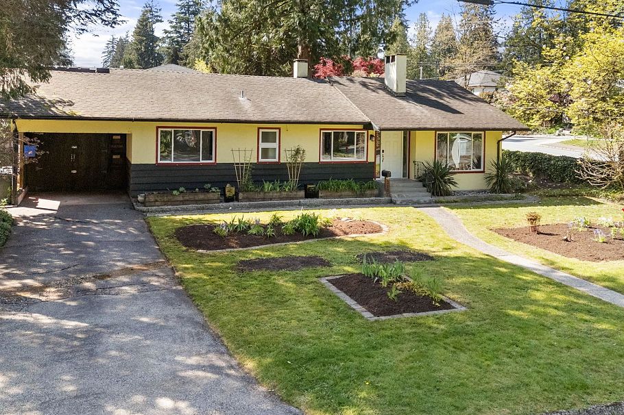 2195 Cortell Street North Vancouver, BC - 5