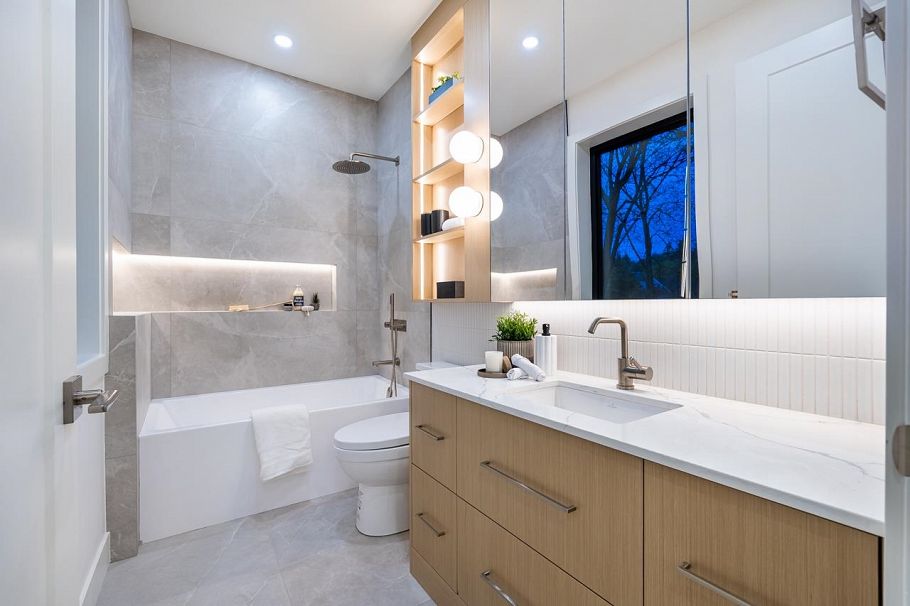 1 3345 W 13th Avenue Vancouver, BC - 11