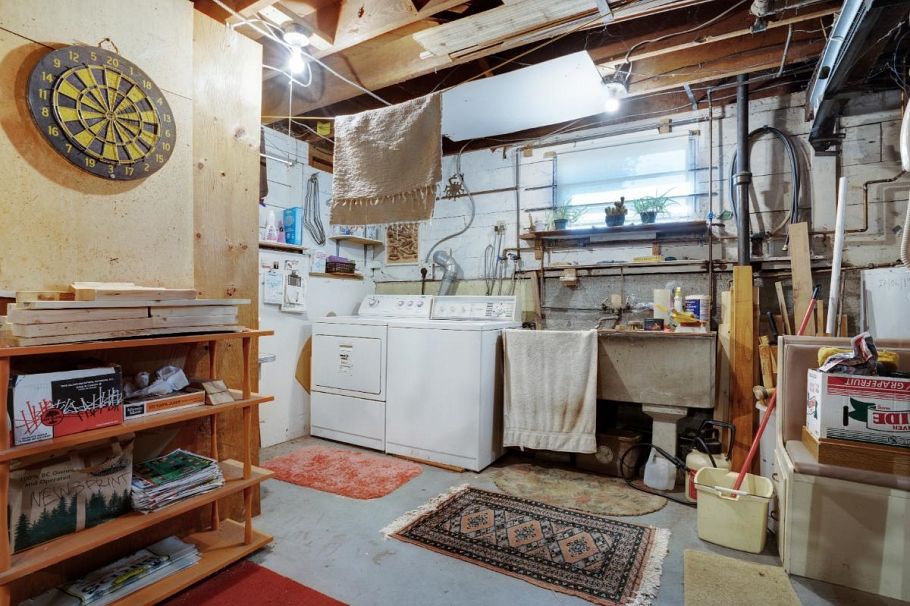 2396 W 18th Avenue Vancouver, BC - 24