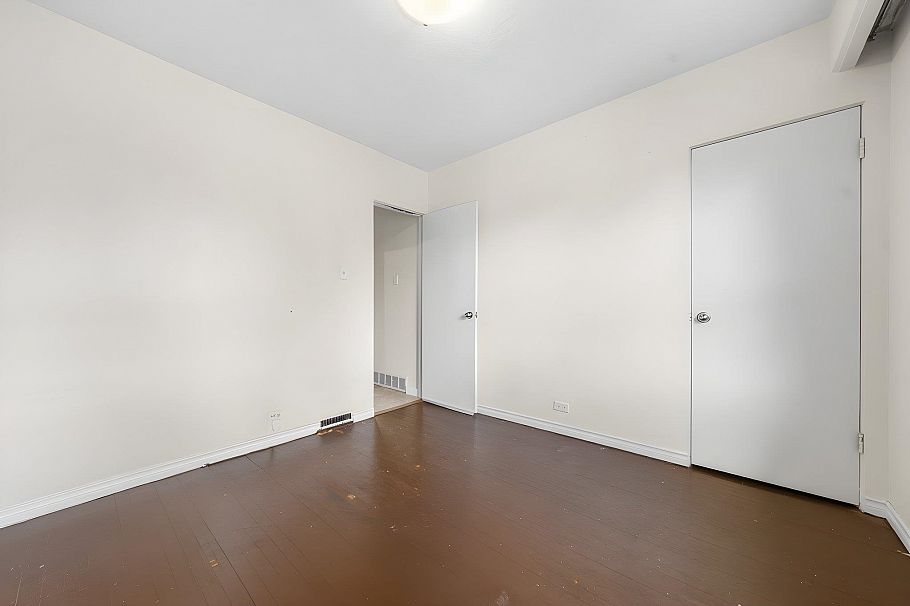 339 E 41st Avenue Vancouver, BC - 19