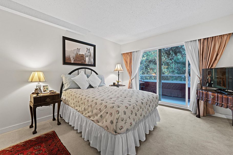 206 250 W 1st Street North Vancouver, BC - 11