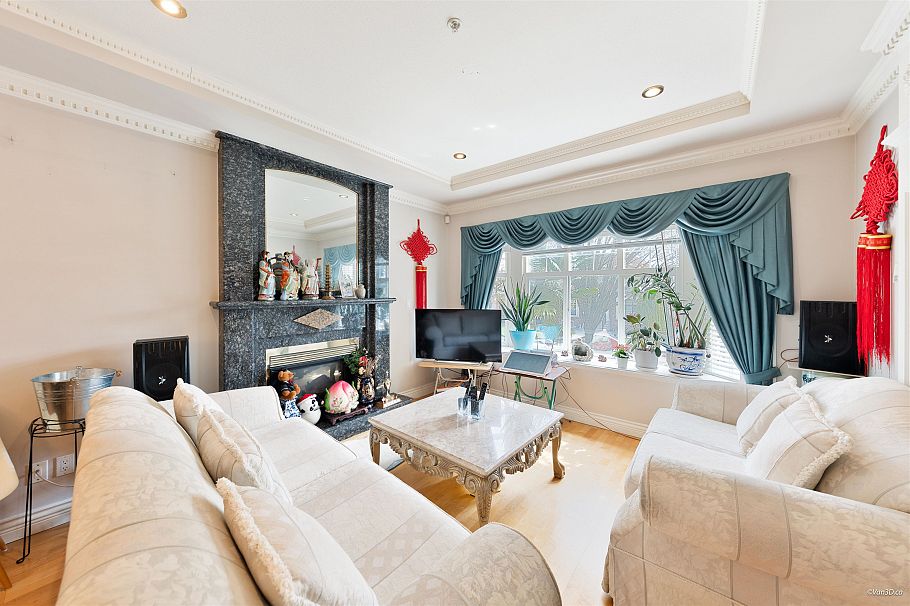 1437 E 58th Avenue Vancouver, BC - 5