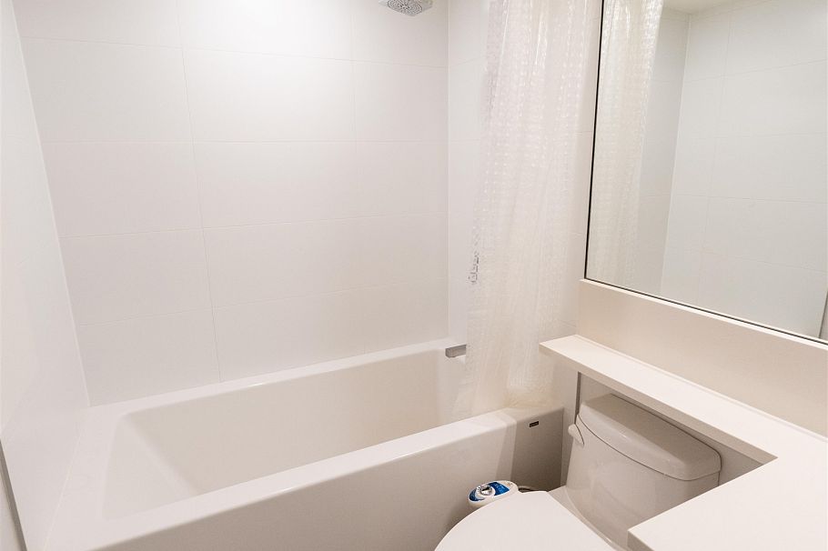 201 289 Drake Street Vancouver, BC - 26