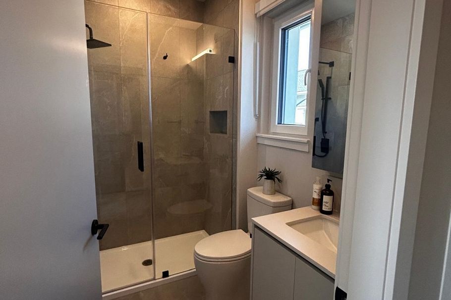 1341 E 21st Avenue Vancouver, BC - 25