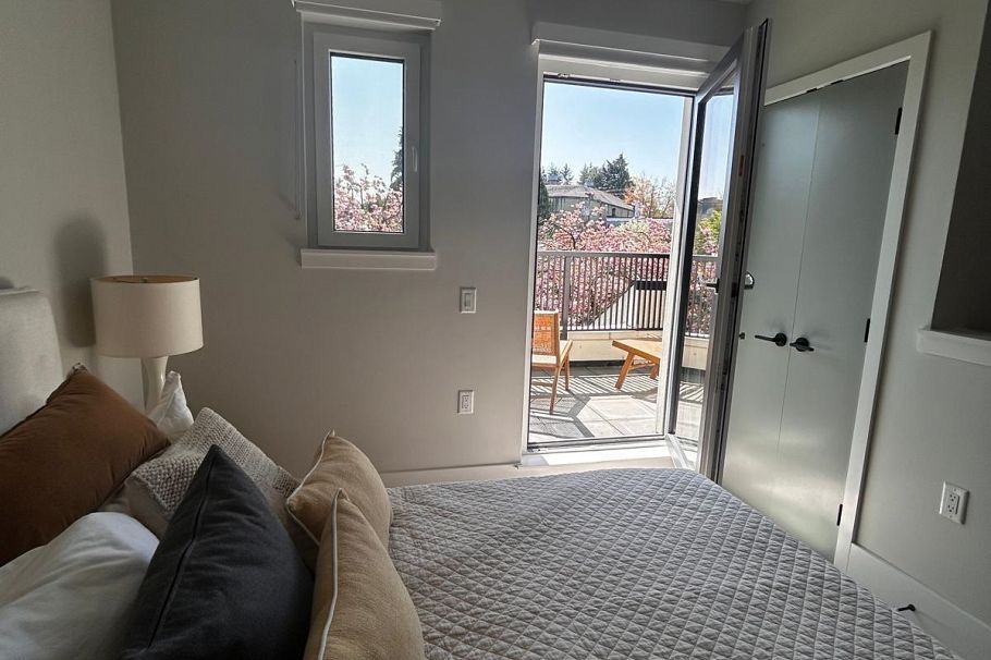 1341 E 21st Avenue Vancouver, BC - 22