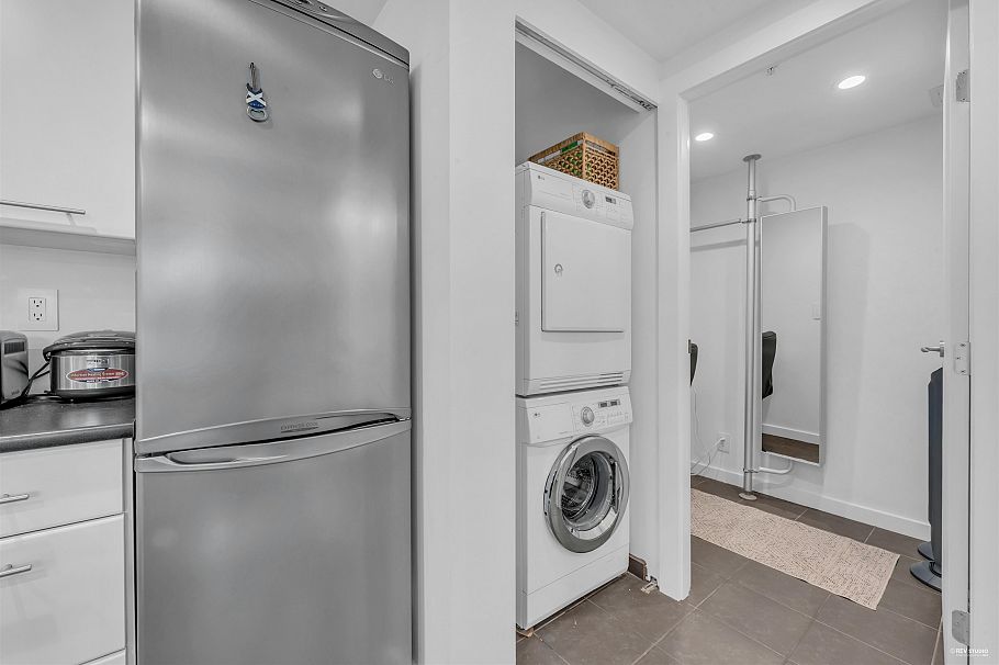 2106 1331 W Georgia Street Vancouver, BC - 8