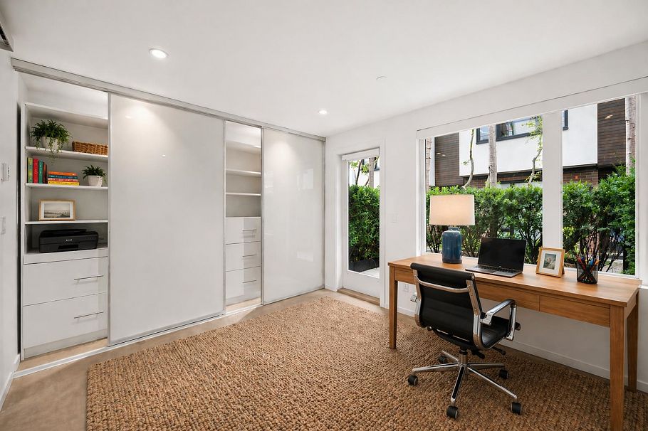 1889 W 2nd Avenue Vancouver, BC - 7