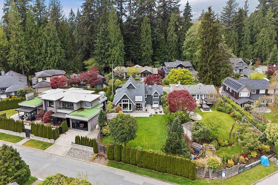 4390 Cheviot Road North Vancouver, BC - 26