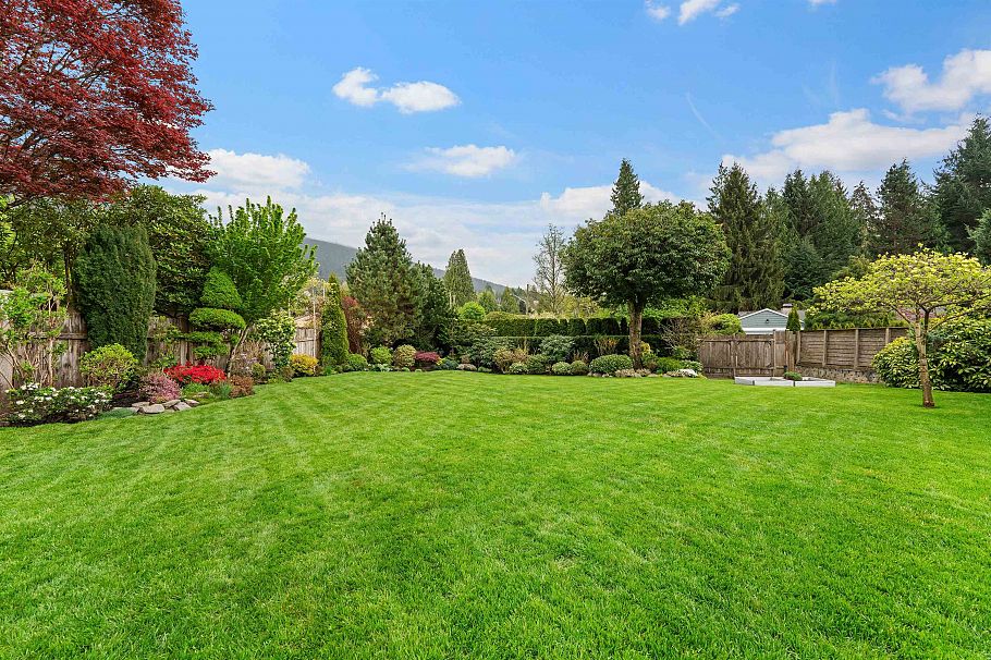 4390 Cheviot Road North Vancouver, BC - 23