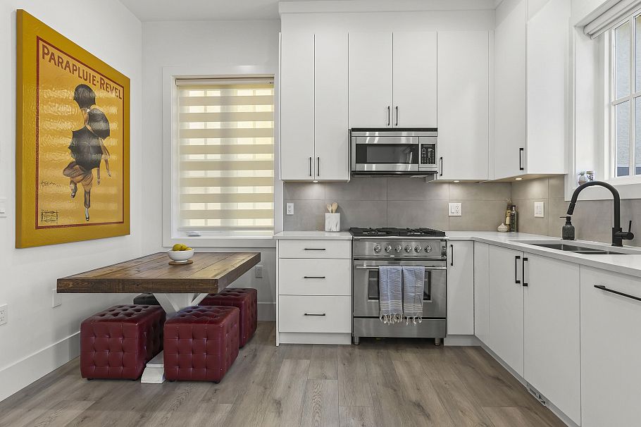 4327 Perry Street Vancouver, BC - 8