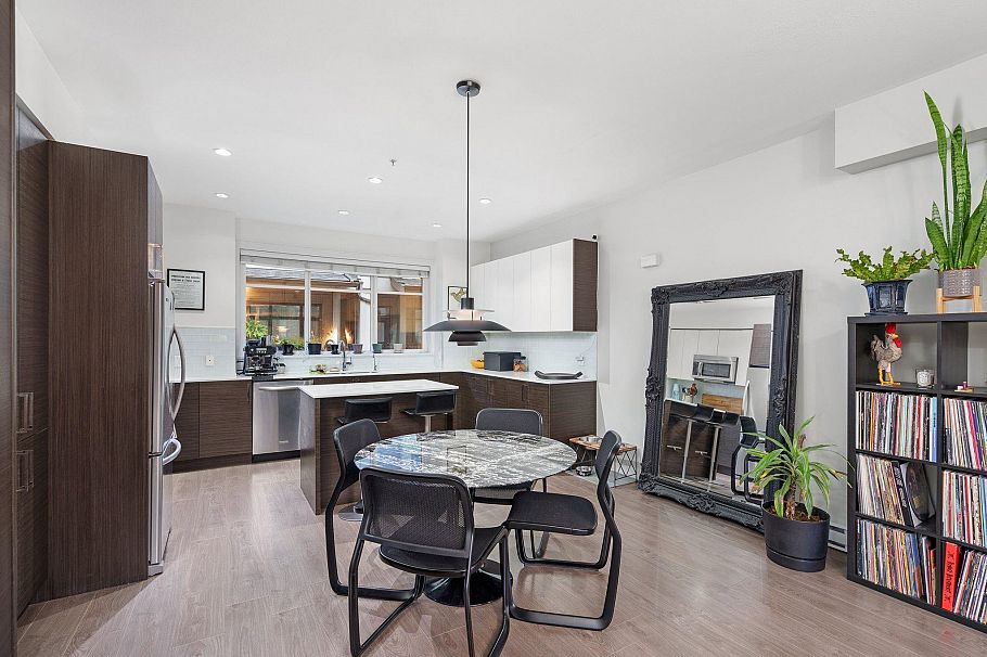 307 2135 Heritage Park Lane North Vancouver, BC - 11