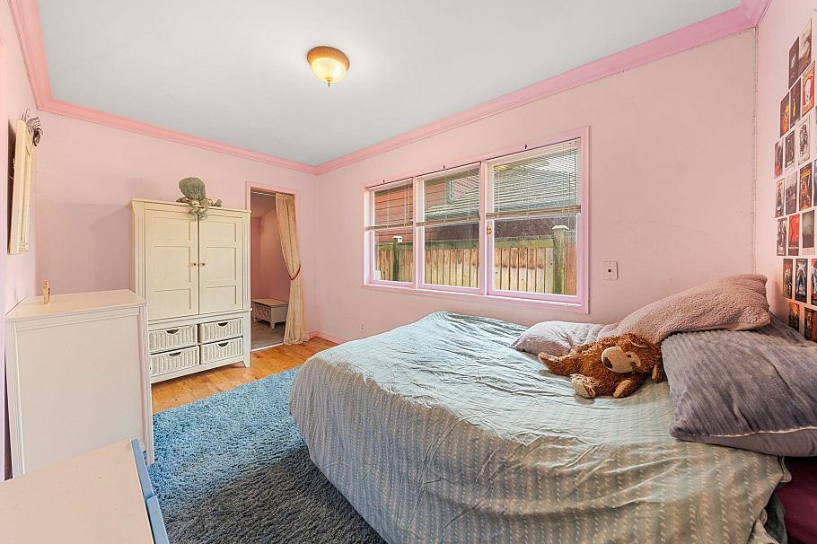 2010 Mackay Avenue North Vancouver, BC - 18