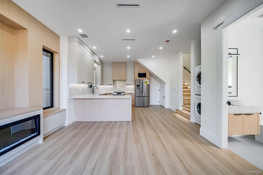 1 2636 Mcgill Street Vancouver, BC - 3