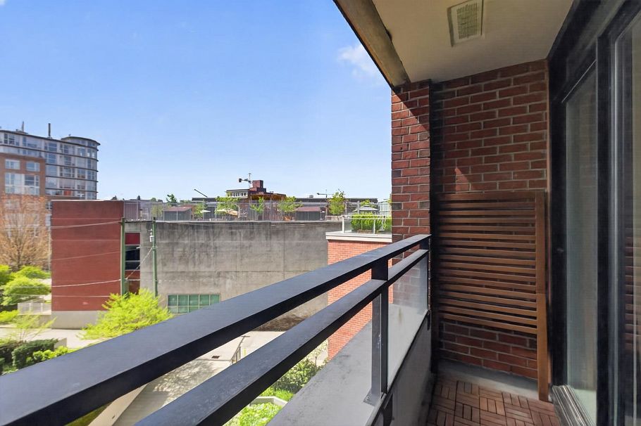 501 2321 Scotia Street Vancouver, BC - 11