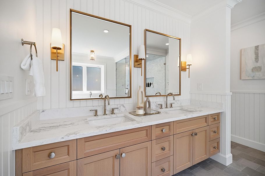 690 E Windsor Road North Vancouver, BC - 22