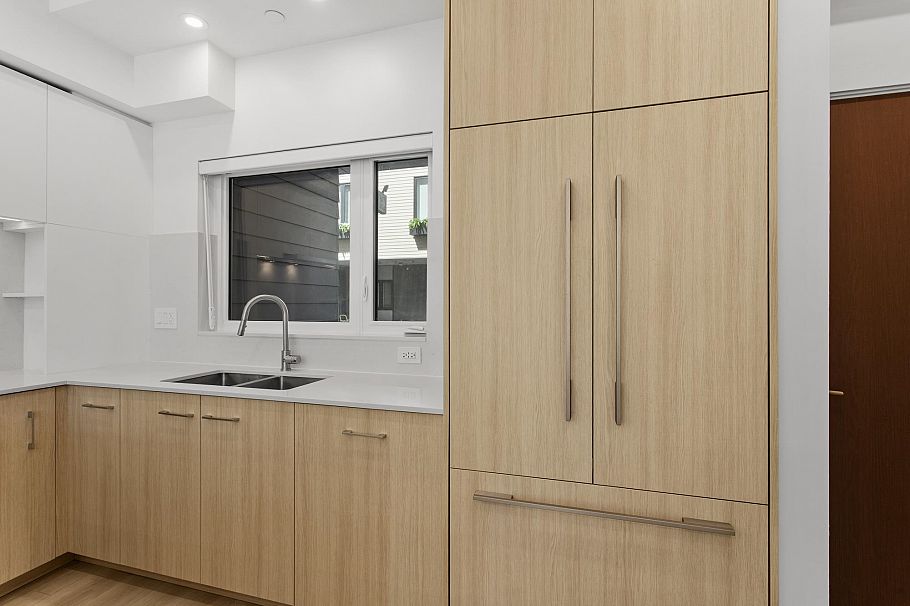 108 342 Mountain Highway North Vancouver, BC - 6