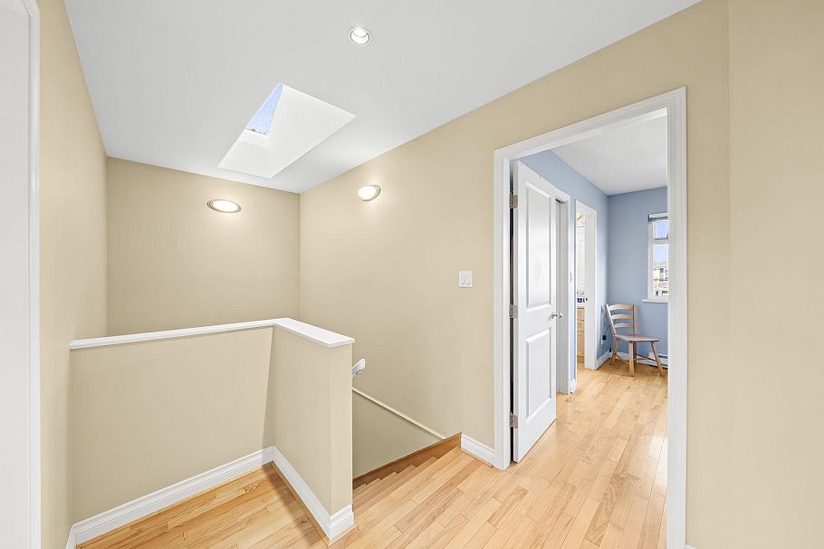 2925 W 21st Street Vancouver, BC - 21