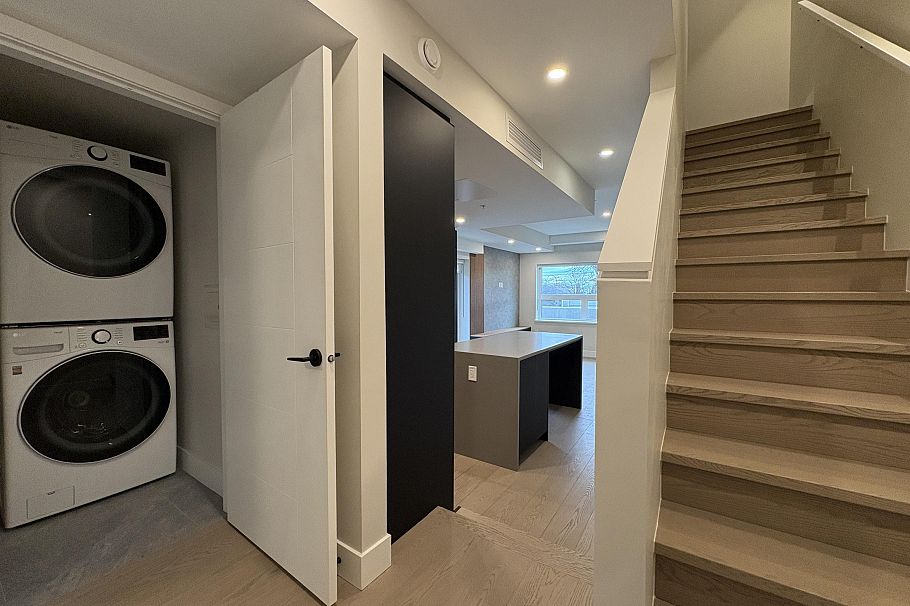 125 W 41st Avenue Vancouver, BC - 6