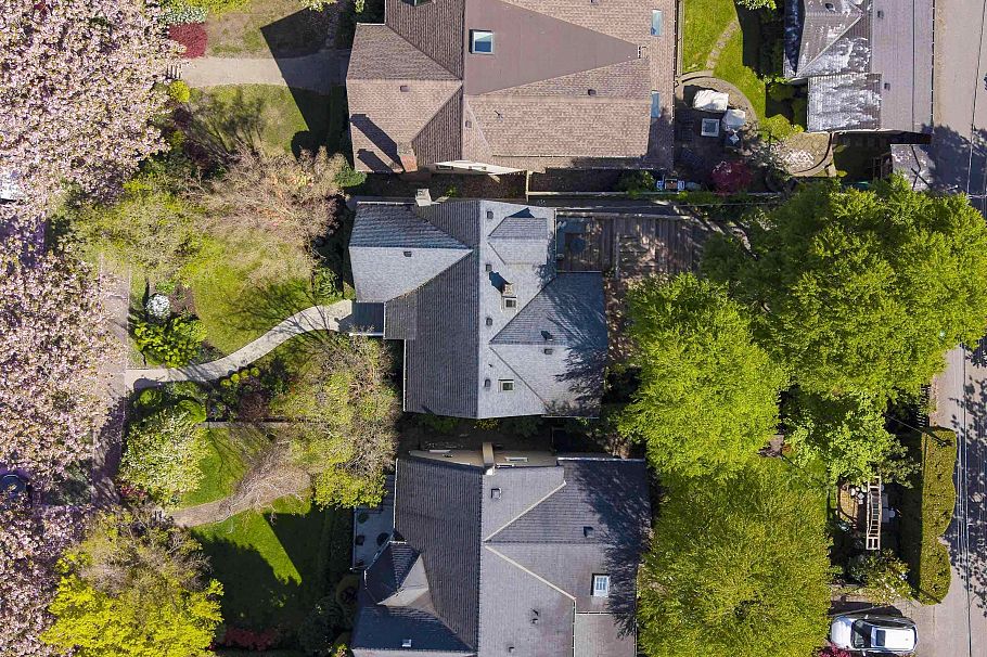 3388 W 31st Avenue Vancouver, BC - 33