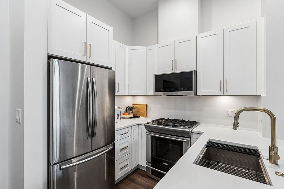 101 2077 Rosser Avenue Burnaby, BC - 12